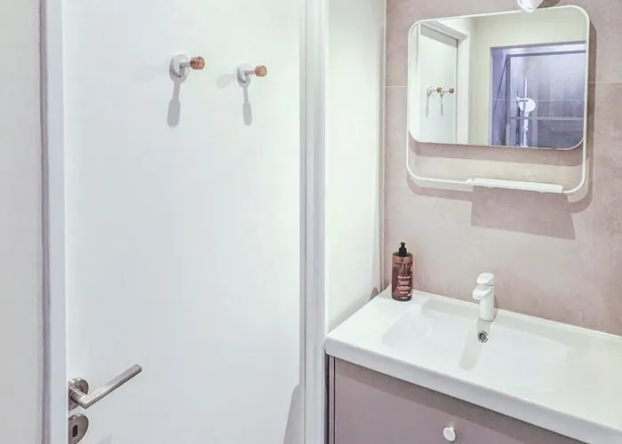 Cosy T2 - Gare, Pompidou & Centre Apartment Metz